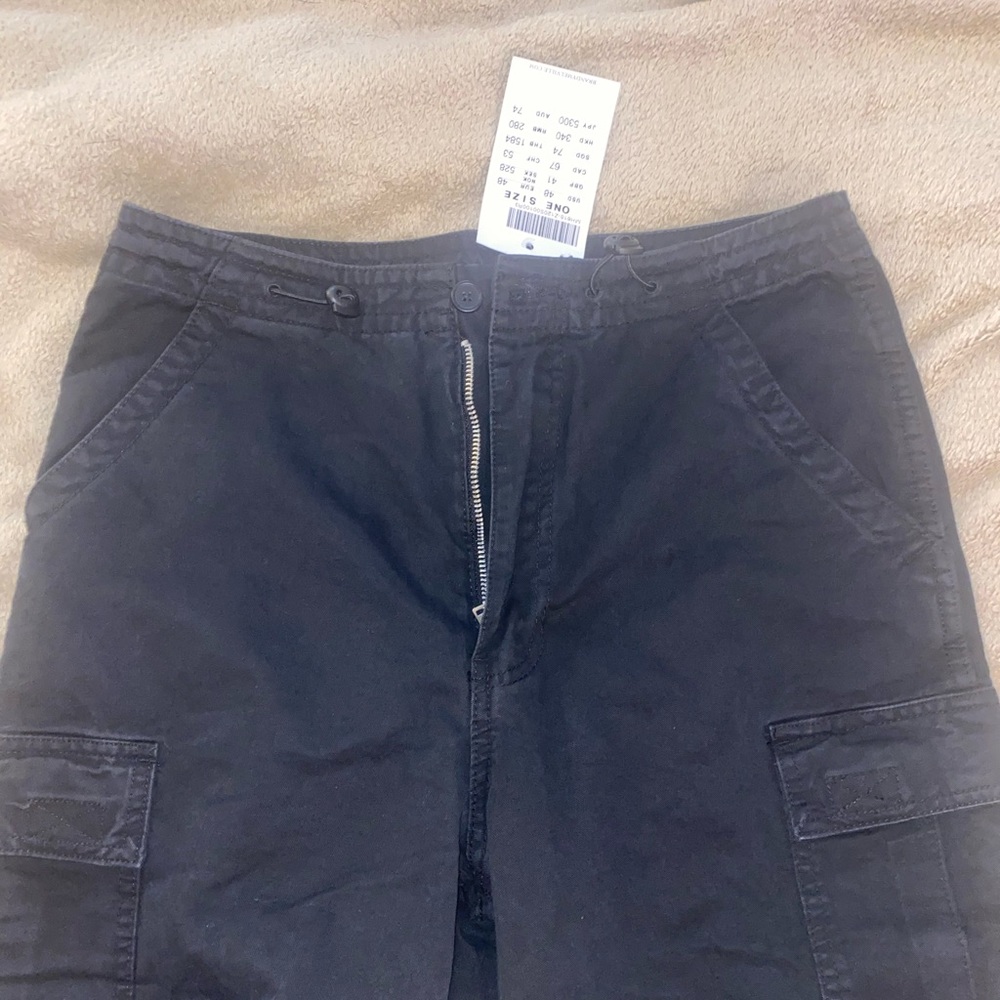 Brandy Melville Cargo Pants - Black BRAND NEW